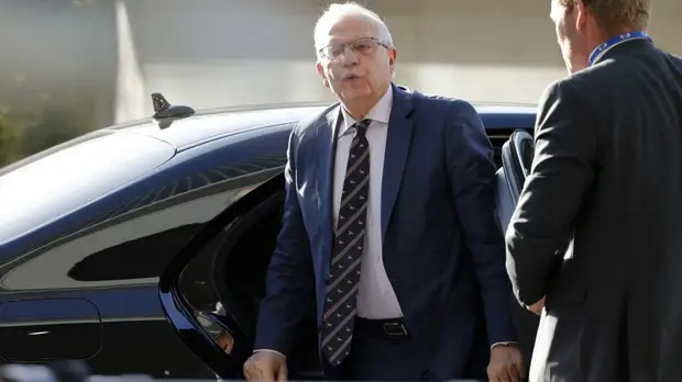 Постпред России при ОБСЕ предложил Боррелю посетить места боевых действий на Украине