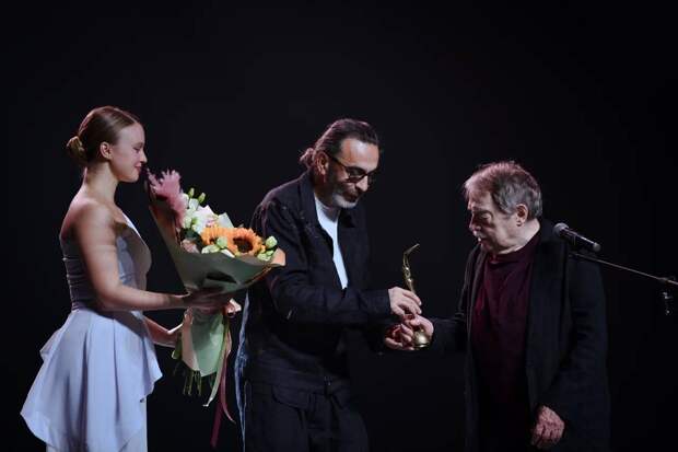 Лучшим фильмом фестиваля «Амурская осень» признана китайская картина «Незнакомцы, которых мы встречаем»