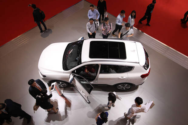 Названы риски быстрого обновления моделей китайских брендов для покупателей