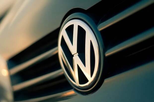 Volkswagen logo BIG