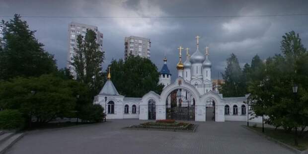 Подросток с ножом ворвался в храм