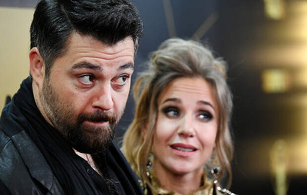 Алексей Чумаков признался, почему они с Юлией Ковальчук на самом деле скрывают дочерей