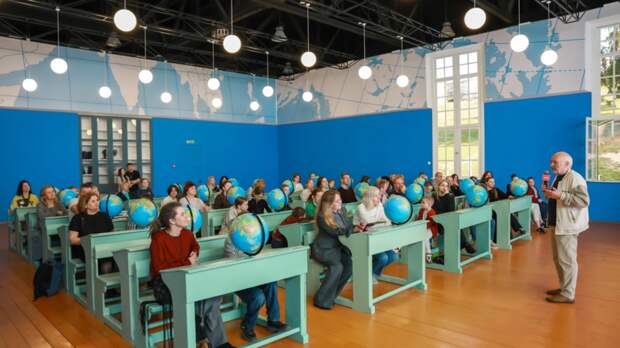 Проект «Исследуем Россию» открыл цикл встреч на выставке «Уроки географии» в НЦ «Россия»