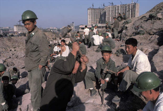 Снимки журналиста Хироджи Куботы, показывающие, как жила Северная Корея в 1979-1987