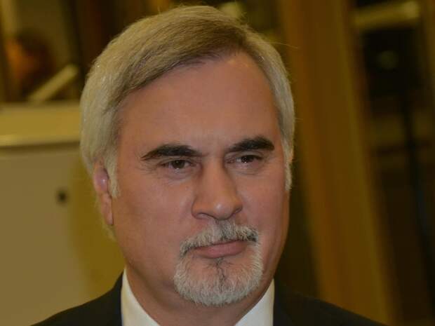 Счастливый дед: редкое фото Валерия Меладзе с подросшим внуком на руках растрогало поклонников