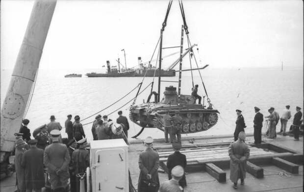 Танки с поплавками, что Гитлер готовил для атаки на Англию