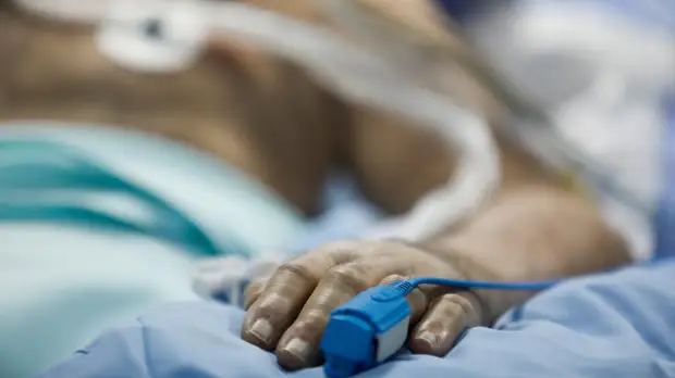 Голикова назвала мутацию коронавируса причиной роста заболеваемости в России