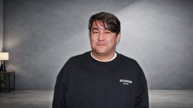 «Твоя щекастая рожа, филиппинский Ельцин!»: почему 50-летний Киркоров обрушился на Азамата Мусагалиева, и как комик запретил жене работать