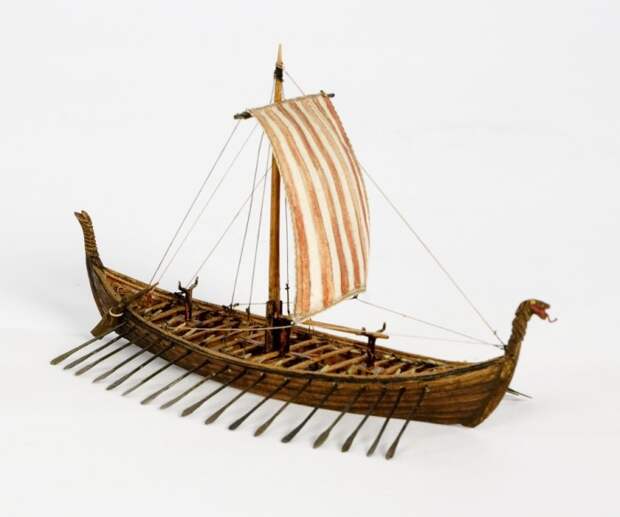 Модель Осебергского корабля викингов. | Фото: upload.wikimedia.org.