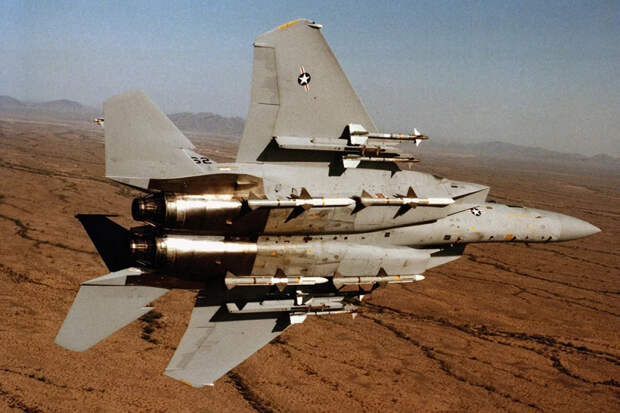 NYT: войска США приостановили нанесение ударов по Ирану