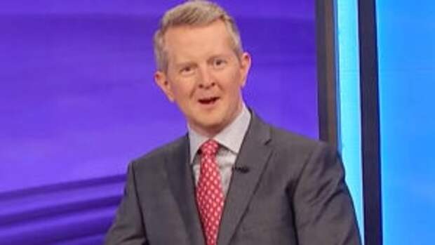 Ken Jennings on Jeopardy Season 39.