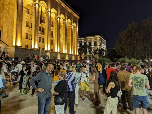 protest-protiv.jpg