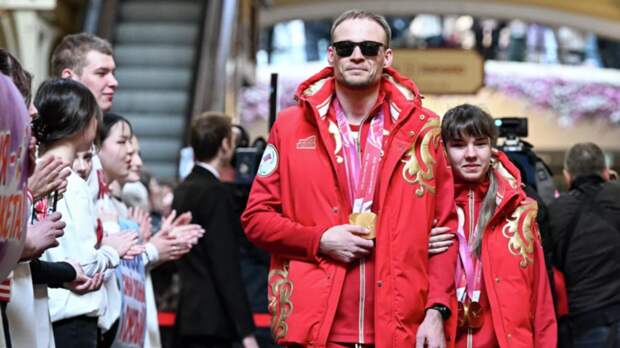 Пять российских паралимпийцев попали в базу «Миротворца»