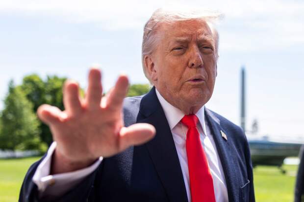 Бессент: Трамп не станет снова переносить дату визита в Китай