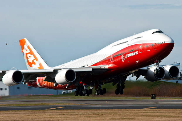 Boeing 747