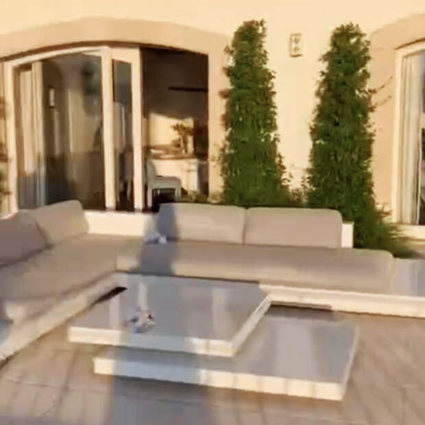 Мать детей Павла Дурова съехала из дома в Швейцарии