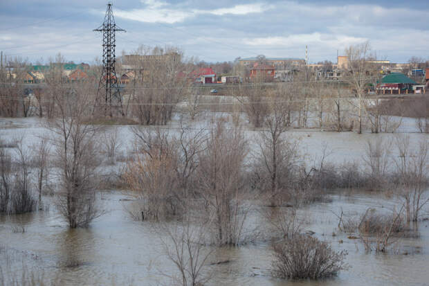Глава Херсонской области Сальдо: Киев открыл все шлюзы на плотине ДнепроГЭС
