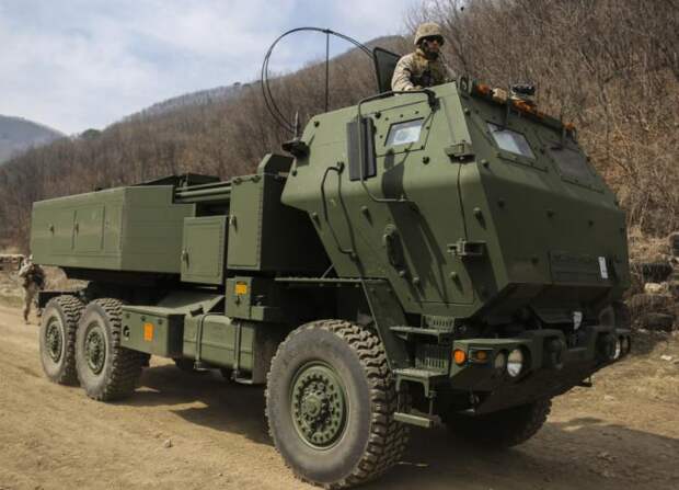 Подбитый военными ВС России РСЗО HIMARS из США стал ударом для Украины
