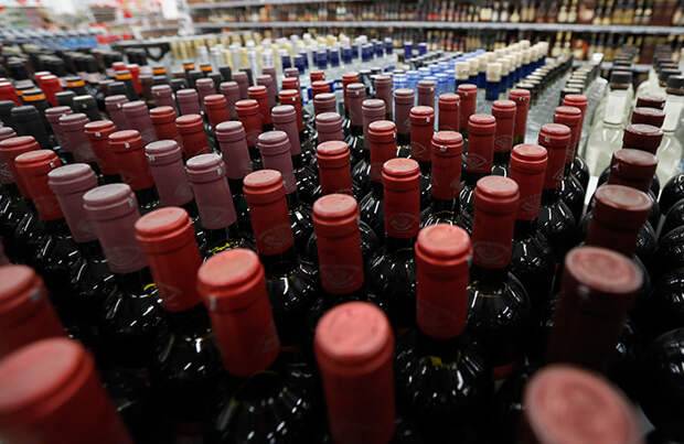 В России в 2,5 раза вырастет акциз на вино, что приведет к его подорожанию