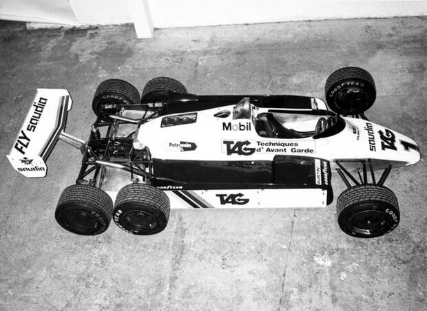 Williams FW08B 