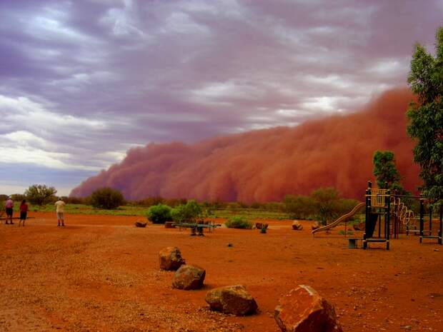 Песчаные бури: 30 эффектных снимков разгула стихии