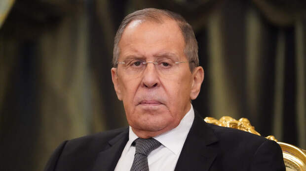 Лавров: Запад ведет против РФ прямую "горячую" войну