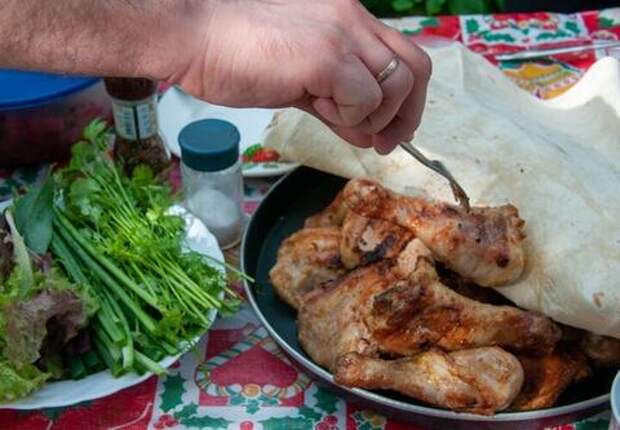 Шашлык во дворе: юрист объяснила, когда жарка мяса грозит крупным штрафом