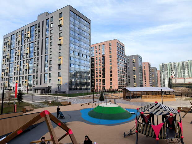 Россияне скинулись по 100 рублей и за сутки закрыли семье с двумя детьми ипотеку