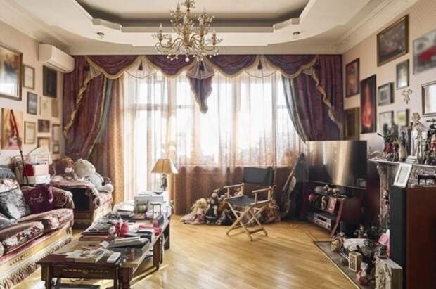 2 Долина Лурье