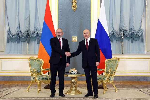 Песков: Россия согласовала с Арменией вывод российских пограничников из страны