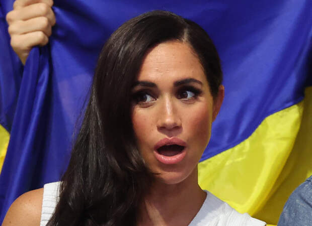 "Королеве было больно": Меган Маркл одним капризом разрушила отношения принца Гарри и Елизаветы II