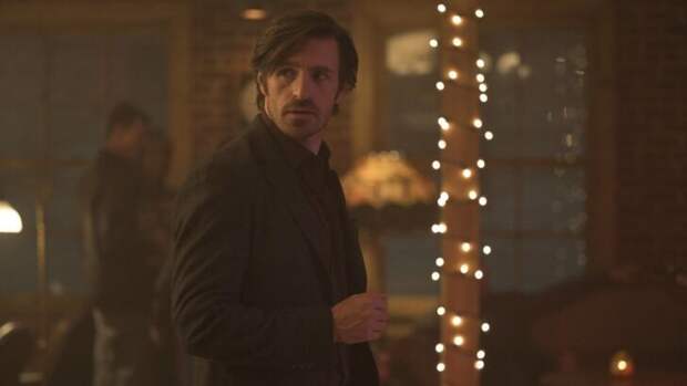 Netflix’s New Cowboy: Eoin Macken Teases the Allure of Ransom Canyon and Its Central Love Triangle