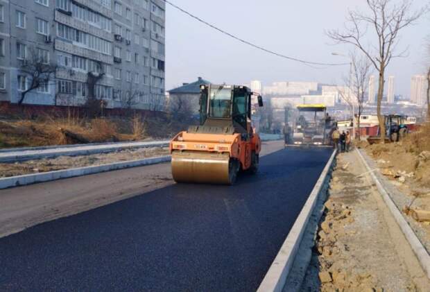 Во Владивостоке продолжается комплексный ремонт дорог