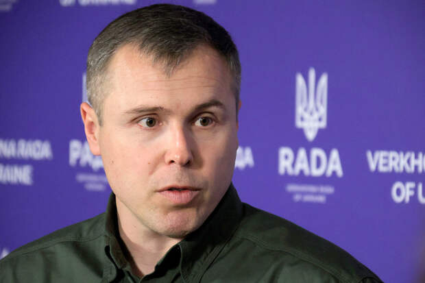 Нардеп Костенко: Украина хочет окончания конфликта, но не путем сдачи территорий