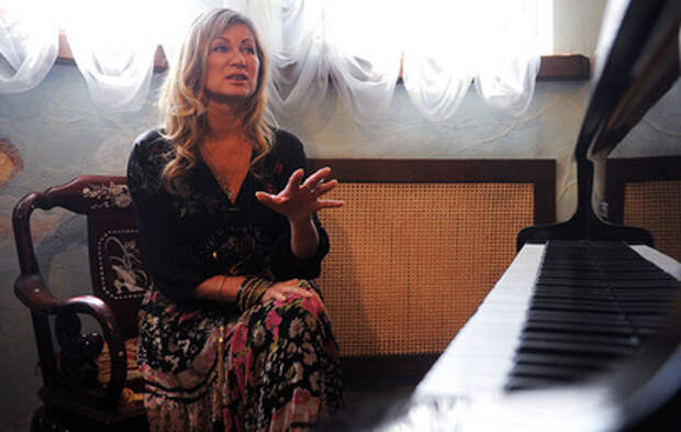 Вика Цыганова схватилась за голову после новой выходки Пугачевой: «Полный крах морали»