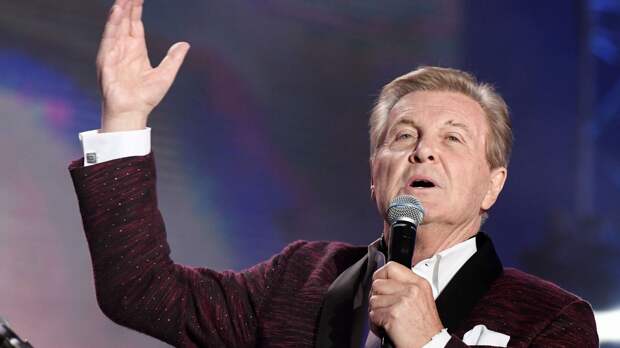 Обнародованы доходы Лещенко