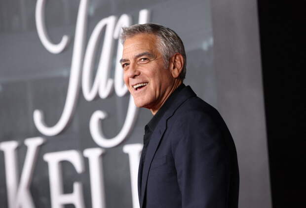 Джордж Клуни и его семья стали гражданами Франции