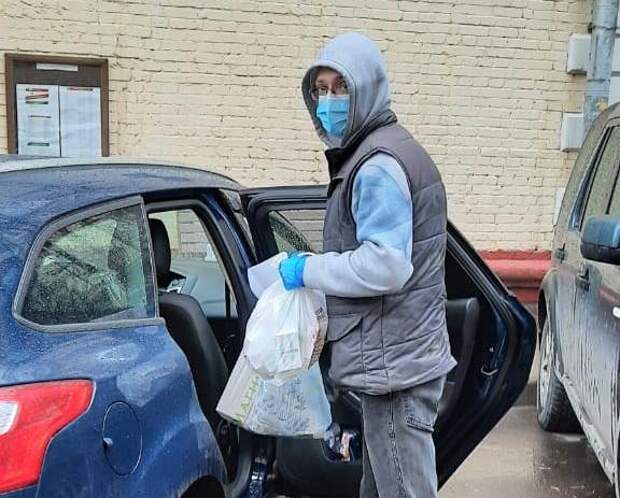 Соцработники Сокола выполнили более 2000 заявок по оказанию услуг на дому Фото: УСЗН САО