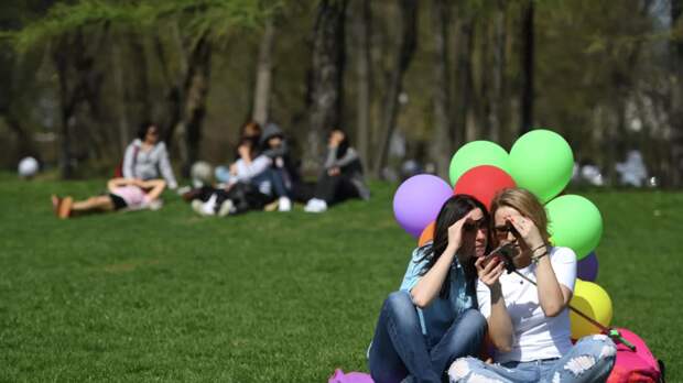 Почти треть россиян планируют провести майские праздники за городом