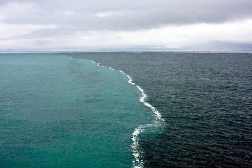4. Место встречи Атлантики с Арктическими водами  река, течение