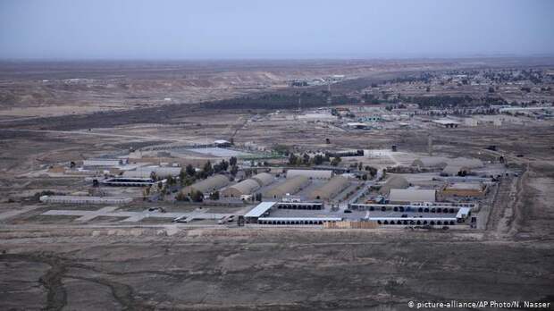 Военно-воздушная база Айн аль-Асад в Ираке (фото из архива)