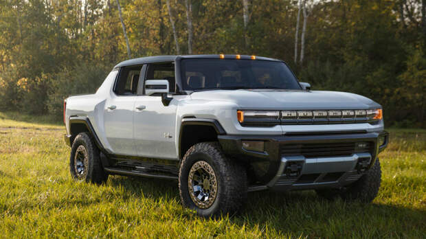 GMC Hummer EV показал себя как 1000-сильный, 350-мильный, быстро заряжающийся ЗВЕРЬ!