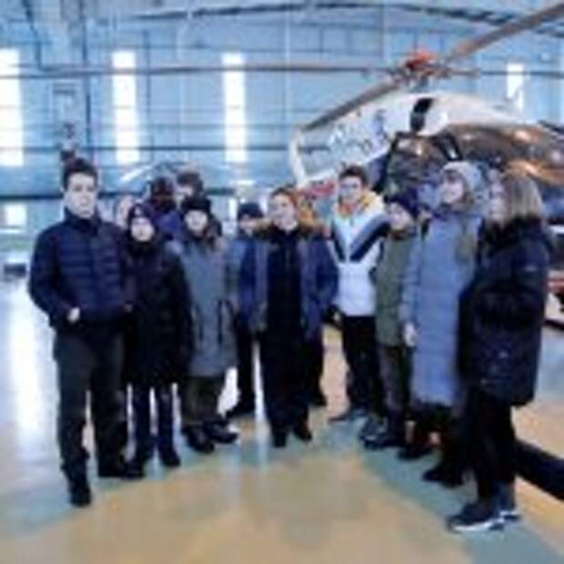 Московский авиационный центр провел экскурсию для молодежной эскадрильи Лыткарина. Фото: Департамент ГОЧСиПБ