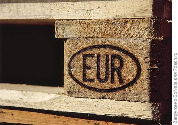 Стандартные европоддоны отмечены клеймом EUR в овале
