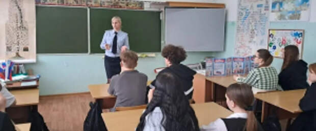 Правила эксплуатации средств индивидуальной мобильности и спортинвентаря - тема профилактических  встреч сотрудников Госавтоинспекции и ПДН Ивановской области с учащимися старших классов