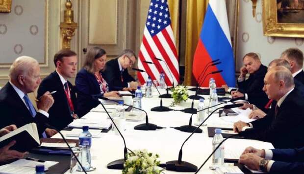 Пресс-конференции Путина и Байдена по итогам переговоров