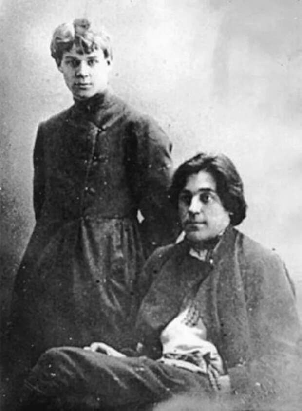 ЕСЕНИН И КЛЫЧКОВ ЕСЕНИН И КЛЫЧКОВ