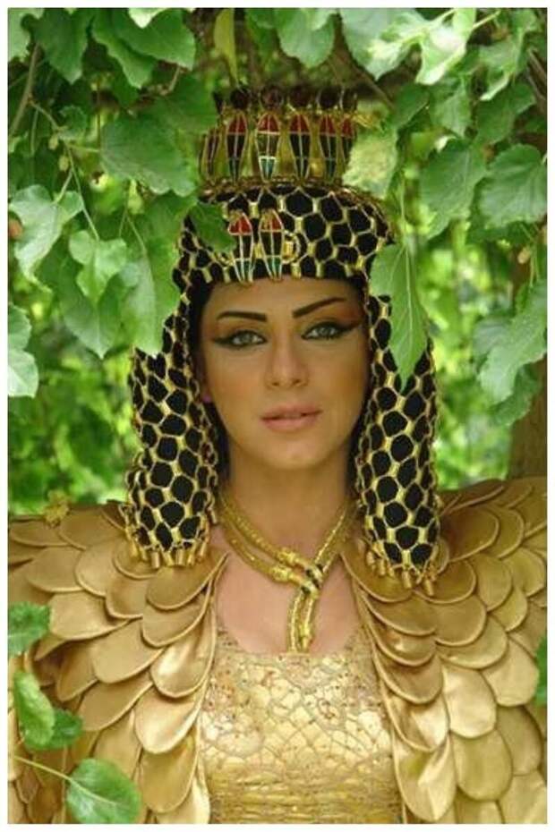 Сулаф Фавахерджи - сирийская киноактриса, сериал "Клеопатра", 2010 Сулаф Фавахерджи - сирийская киноактриса, сериал "Клеопатра", 2010