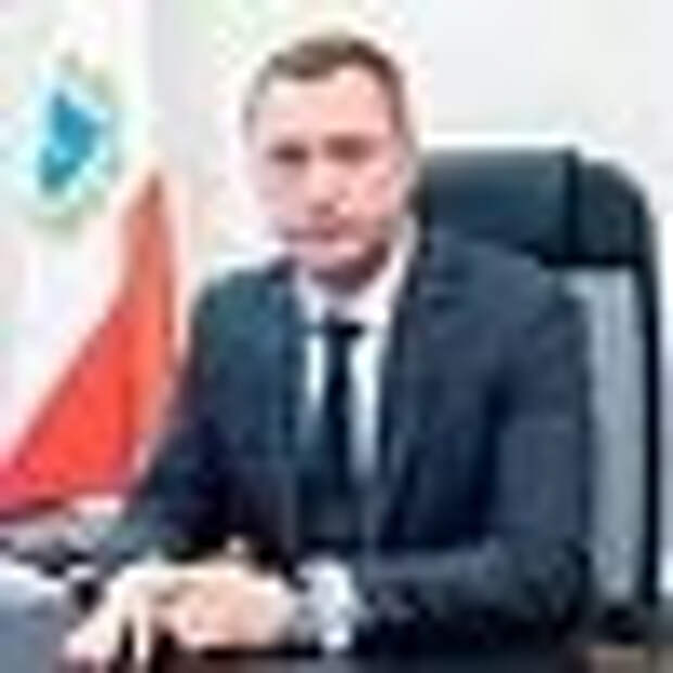 Петербуржцы пожаловались на запах химии и лекарств. Окутавшая город вонь вызвала у жителей слезотечение