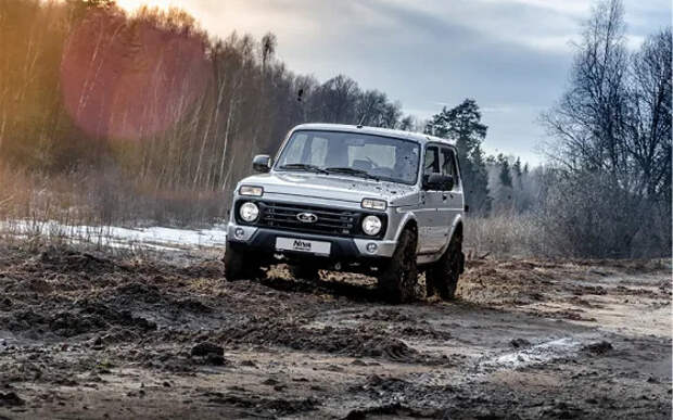 Миллионы километров и сотни прототипов: АвтоВАЗ раскрыл секреты экстремальных испытаний прототипов Lada